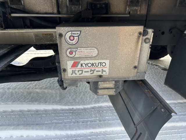 いすゞフォワード冷凍車（冷蔵車）中型（4t）[写真27]