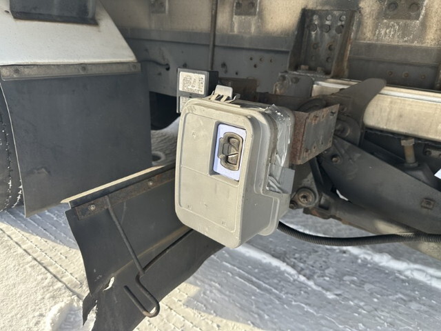 いすゞフォワード冷凍車（冷蔵車）中型（4t）[写真29]