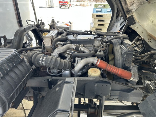 いすゞフォワード冷凍車（冷蔵車）中型（4t）[写真34]