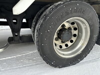 いすゞフォワード冷凍車（冷蔵車）中型（4t）[写真08]