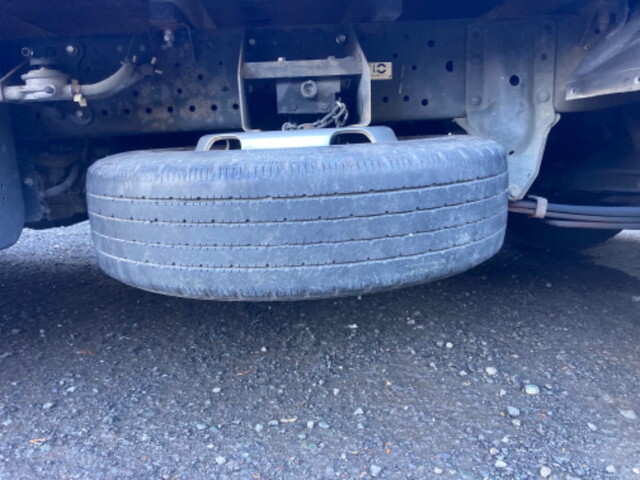 いすゞエルフ平ボディ小型（2t・3t）[写真16]