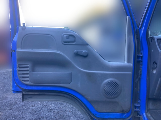 いすゞエルフ平ボディ小型（2t・3t）[写真27]