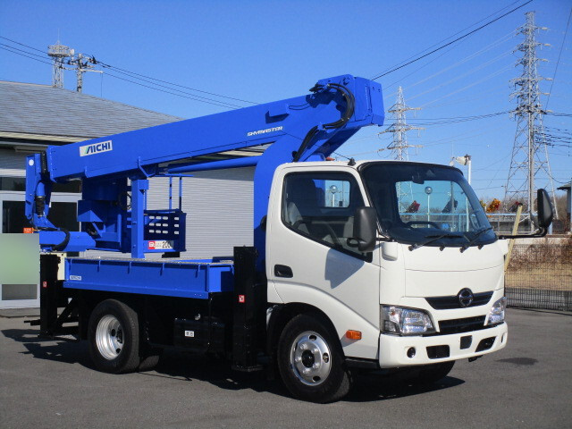 日野デュトロ高所作業車小型（2t・3t）[写真03]