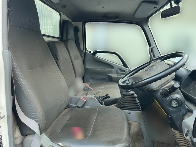 日野デュトロローダーダンプ小型（2t・3t）[写真32]