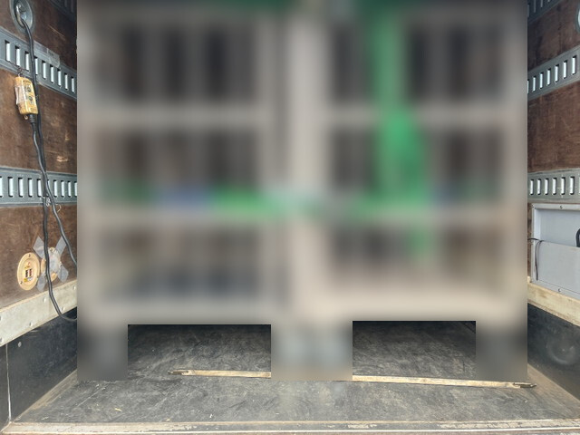 いすゞエルフアルミバン小型（2t・3t）[写真11]