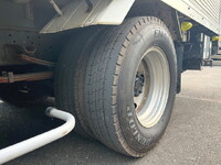 いすゞエルフアルミバン小型（2t・3t）[写真24]