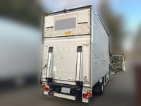 いすゞエルフアルミバン小型（2t・3t）[写真02]