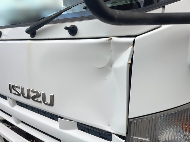 いすゞエルフアルミバン小型（2t・3t）[写真38]