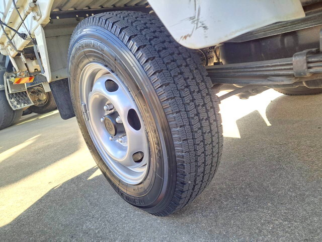 トヨタライトエース幌ウイング小型（2t・3t）[写真26]