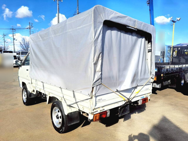 トヨタライトエース幌ウイング小型（2t・3t）[写真05]