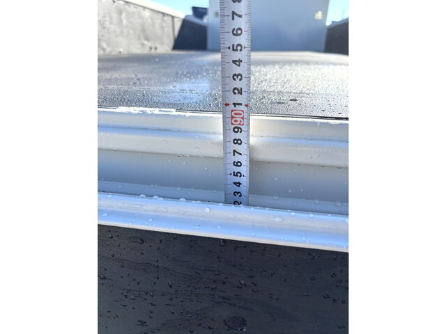 トヨタトヨエース平ボディ小型（2t・3t）[写真13]