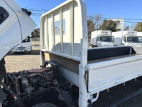 トヨタトヨエース平ボディ小型（2t・3t）[写真15]