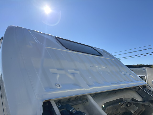 トヨタトヨエース平ボディ小型（2t・3t）[写真15]