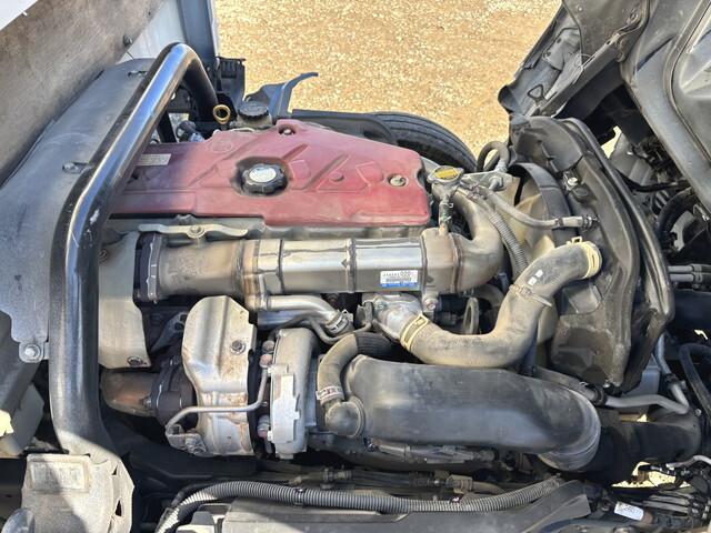 トヨタトヨエース平ボディ小型（2t・3t）[写真18]