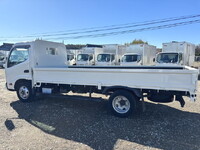 トヨタトヨエース平ボディ小型（2t・3t）[写真07]