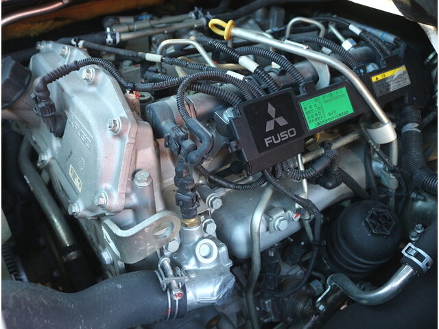 三菱ふそうキャンターダブルキャブ（Wキャブ）小型（2t・3t）[写真39]