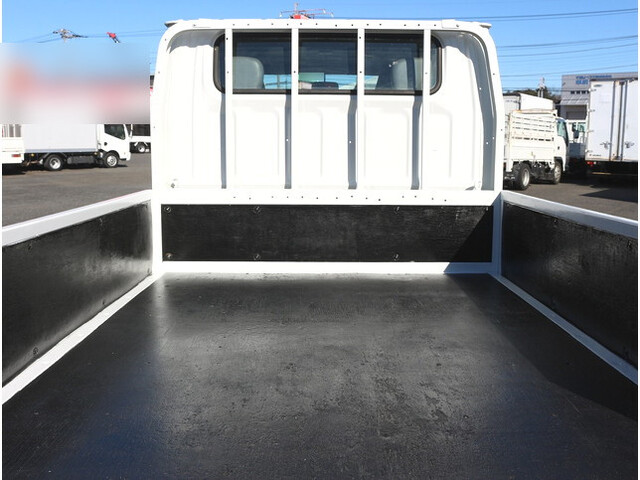 三菱ふそうキャンターダブルキャブ（Wキャブ）小型（2t・3t）[写真08]