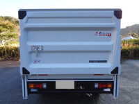 三菱ふそうキャンター平ボディ小型（2t・3t）[写真13]