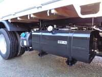 三菱ふそうキャンター平ボディ小型（2t・3t）[写真27]