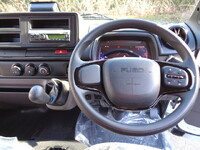 三菱ふそうキャンター平ボディ小型（2t・3t）[写真36]