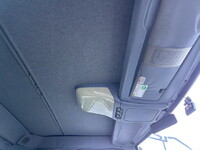 UDトラックスコンドル平ボディ増トン（6t・8t）[写真18]