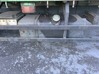 UDトラックスコンドル平ボディ増トン（6t・8t）[写真31]