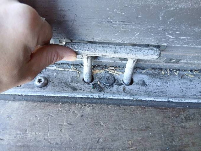 いすゞギガアルミウイング大型（10t）[写真12]