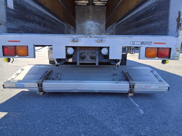 いすゞギガアルミウイング大型（10t）[写真25]
