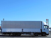 いすゞギガアルミウイング大型（10t）[写真09]