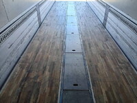 いすゞギガアルミウイング大型（10t）[写真21]