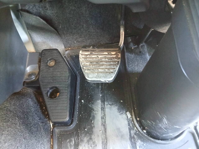 いすゞギガアルミウイング大型（10t）[写真35]