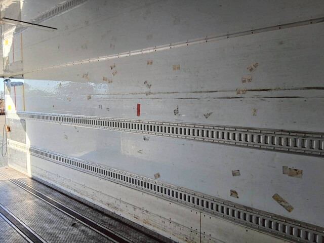 日野レンジャー冷凍車（冷蔵車）増トン（6t・8t）[写真18]