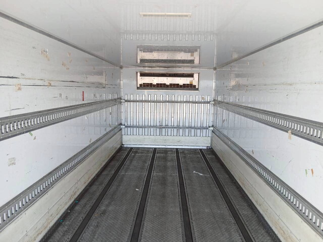 日野レンジャー冷凍車（冷蔵車）増トン（6t・8t）[写真19]