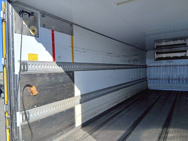 日野レンジャー冷凍車（冷蔵車）増トン（6t・8t）[写真20]