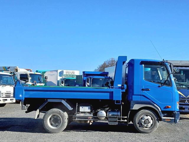 三菱ファイターダンプ中型（4t）[写真12]