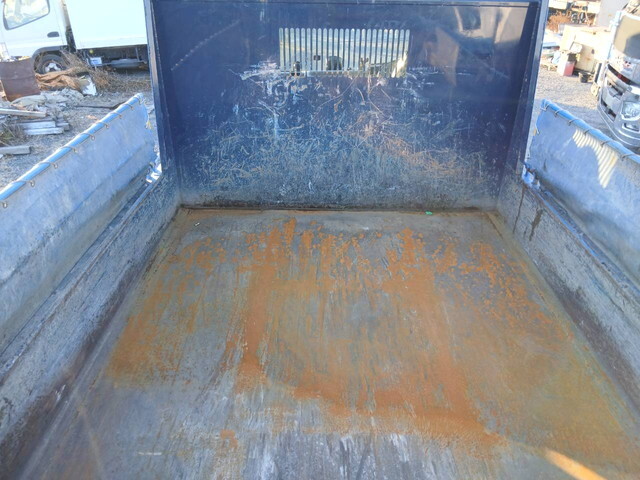 三菱ファイターダンプ中型（4t）[写真19]