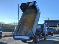 三菱ファイターダンプ大型（10t）[写真12]