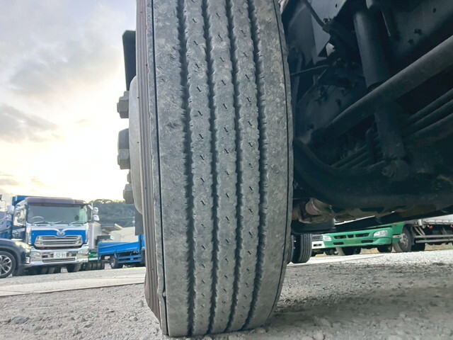 いすゞフォワードクレーン4段中型（4t）[写真34]