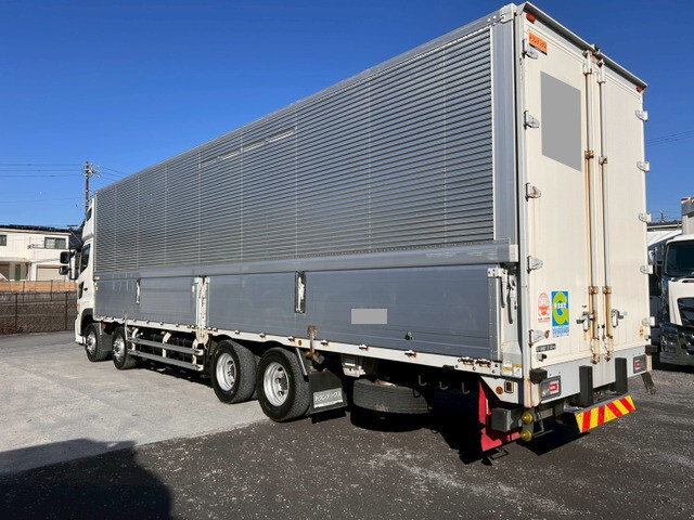 日野プロフィアアルミウイング大型（10t）[写真02]