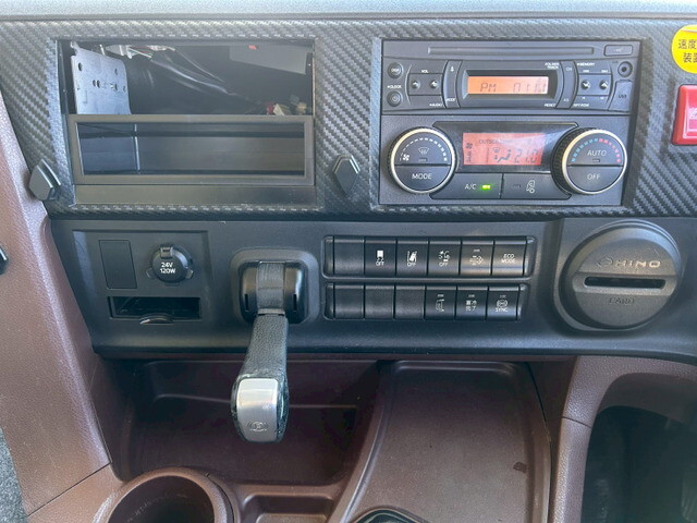 日野プロフィアアルミウイング大型（10t）[写真28]