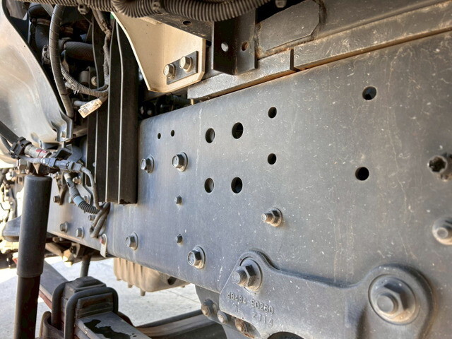 日野プロフィアアルミウイング大型（10t）[写真36]