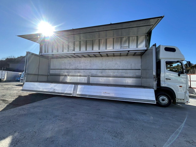 日野プロフィアアルミウイング大型（10t）[写真08]