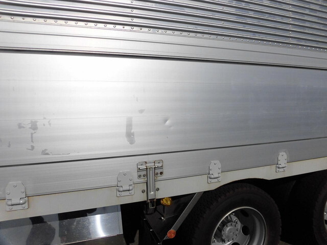 日野プロフィアアルミウイング大型（10t）[写真27]