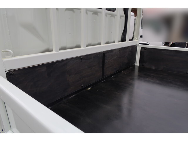 三菱ふそうキャンター平ボディ小型（2t・3t）[写真10]