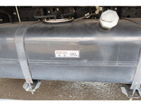 三菱ふそうキャンター平ボディ小型（2t・3t）[写真17]