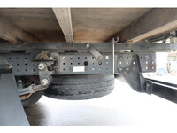 三菱ふそうキャンター平ボディ小型（2t・3t）[写真24]