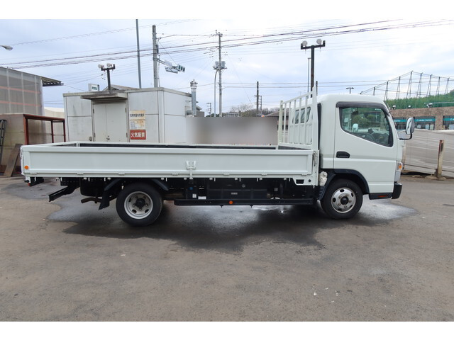三菱ふそうキャンター平ボディ小型（2t・3t）[写真06]