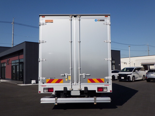 日野レンジャーアルミウイング中型（4t）[写真10]