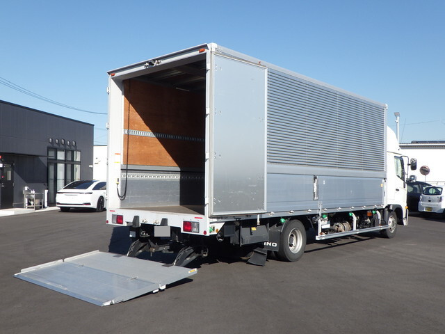 日野レンジャーアルミウイング中型（4t）[写真05]