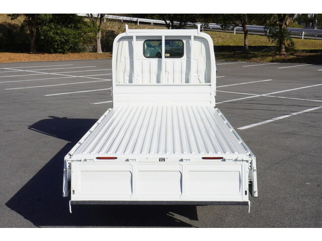 トヨタトヨエース平ボディ小型（2t・3t）[写真08]